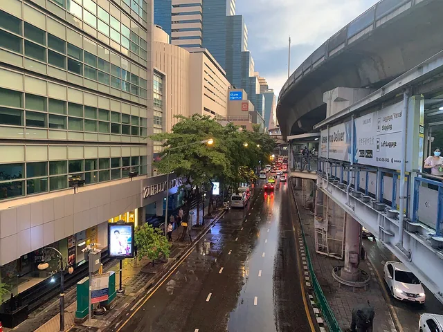 Si Lom Road, Bangkok